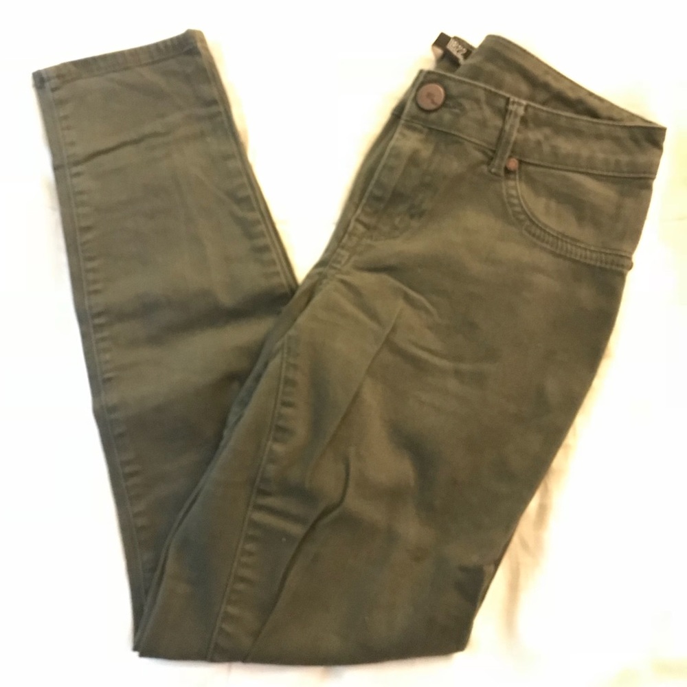 Pants - Picture 2 of 3